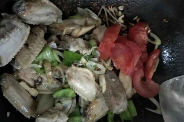 土豆胡萝卜炖鸡肉排骨的做法图解11