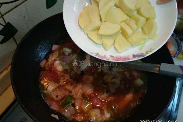 土豆胡萝卜炖鸡肉排骨的做法图解19