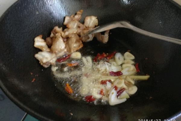 豆角肉片焖面的做法图解9