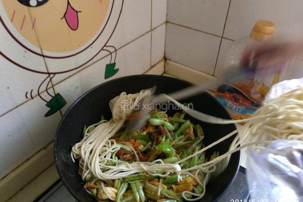豆角肉片焖面的做法图解20