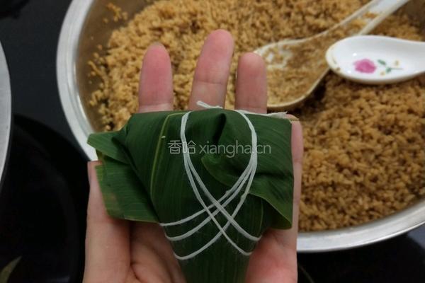 美味的鲜肉粽的做法图解11