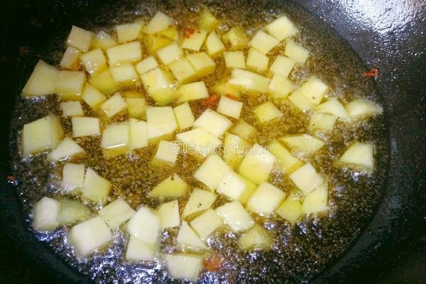 辣子土豆鸡块的做法图解6