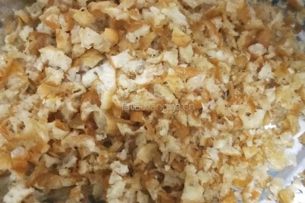 韭菜鸡蛋油条肉饺子的做法图解1