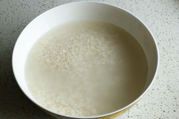糯米芒果饭的做法图解1