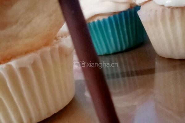 高跟鞋纸杯蛋糕的做法图解6