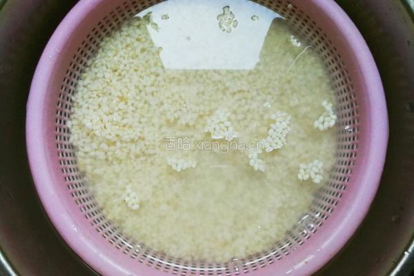 甜酒酿的做法图解1