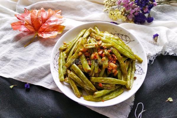 蒜香干煸四季豆的做法图解14