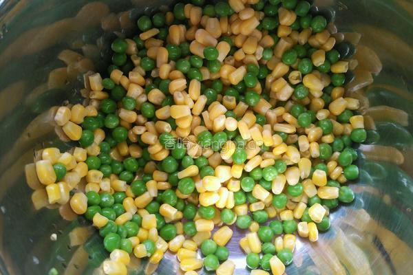 豌豆玉米鸡脆骨的做法图解3