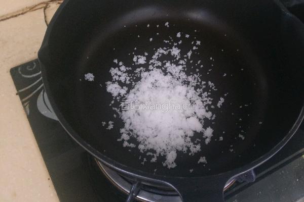 奶茶的做法图解1