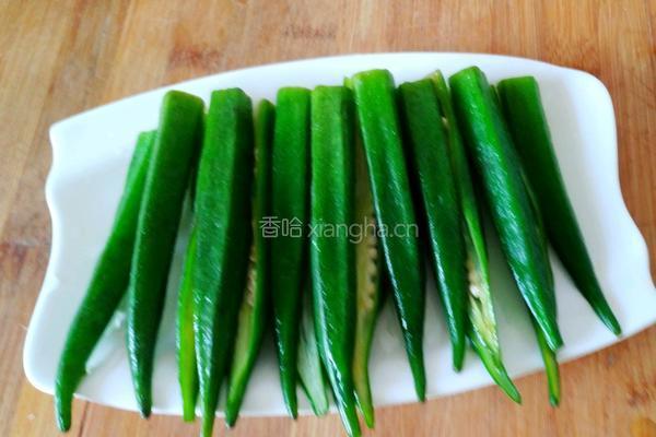 蒜蓉辣椒拌秋葵的做法图解8