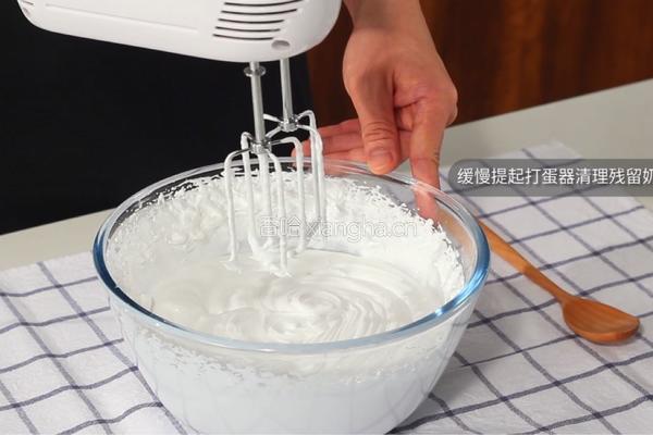 打发淡奶油小技巧的做法图解5