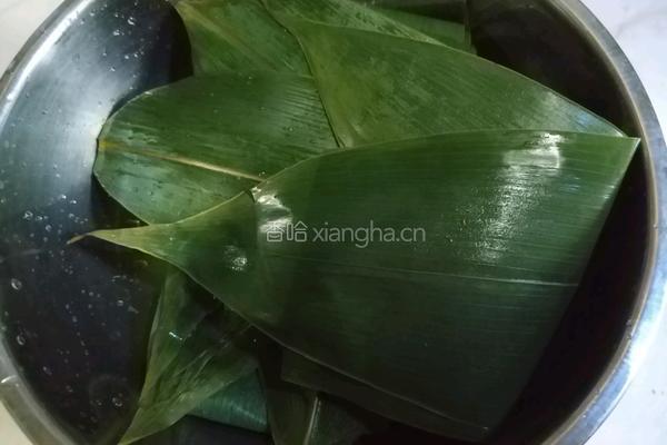 清香糯米红枣粽的做法图解2
