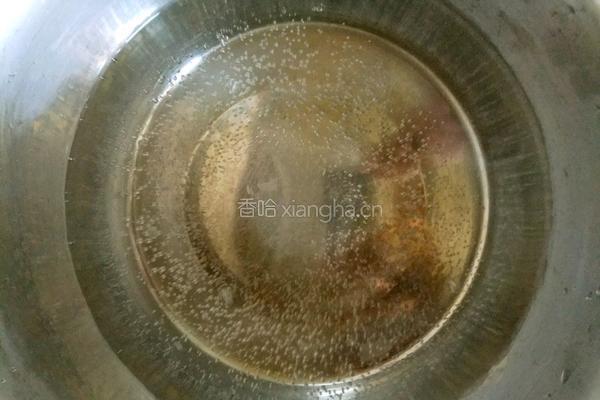 西蓝花炒黑米饭的做法图解3