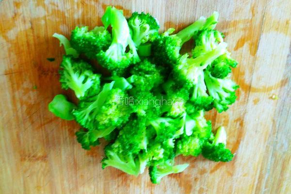 西蓝花炒黑米饭的做法图解6
