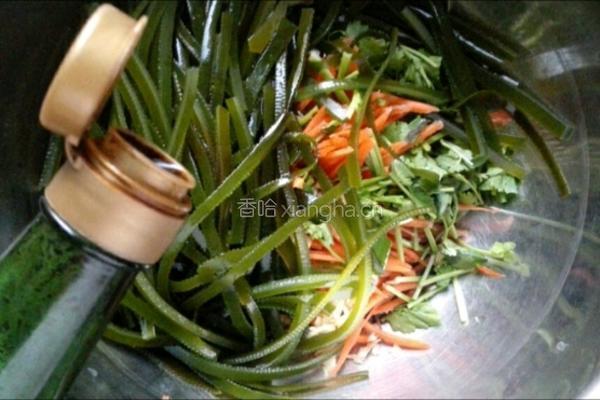 凉拌麻辣海带丝的做法图解6
