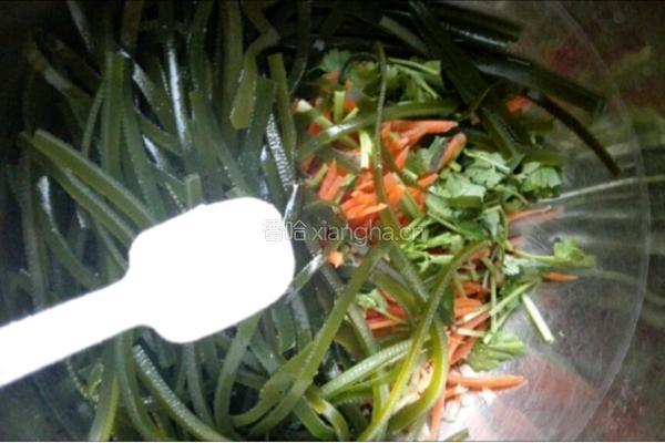 凉拌麻辣海带丝的做法图解8