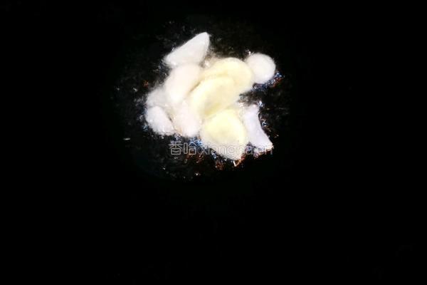 薏米香芋南瓜煲的做法图解2