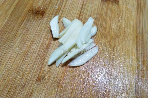 双椒风干猪耳朵的做法图解4
