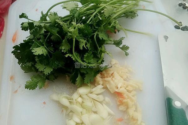 鱼香蒜蓉茄子的做法图解2