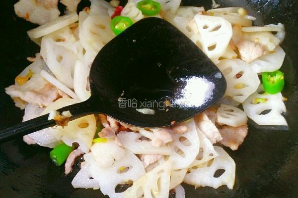 莲藕炒肉的做法图解7