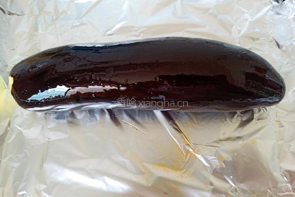烤茄子的做法图解1
