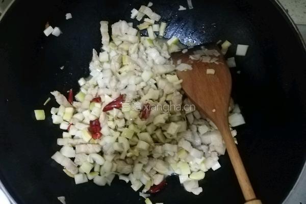 嫩笋五花肉丁的做法图解9