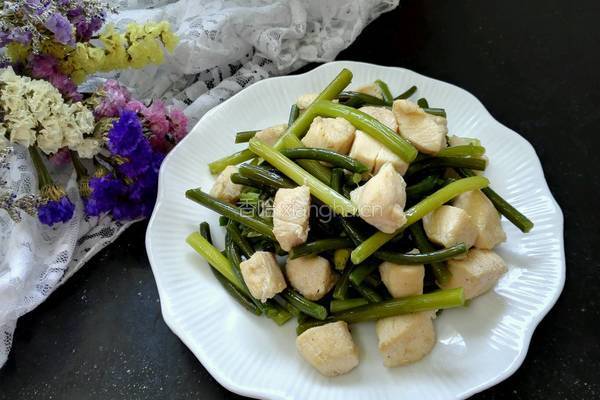 蒜薹炒鸡丁的做法图解12
