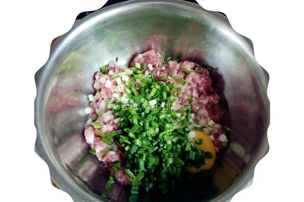 葱末肉丸蒸蛋的做法图解5