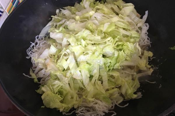 培根炒米粉的做法图解6