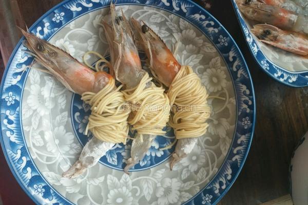 金丝缠腰大虾的做法图解11