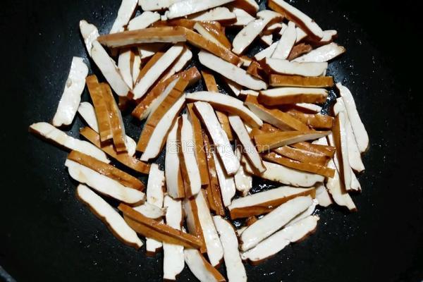 芹菜香干的做法图解5