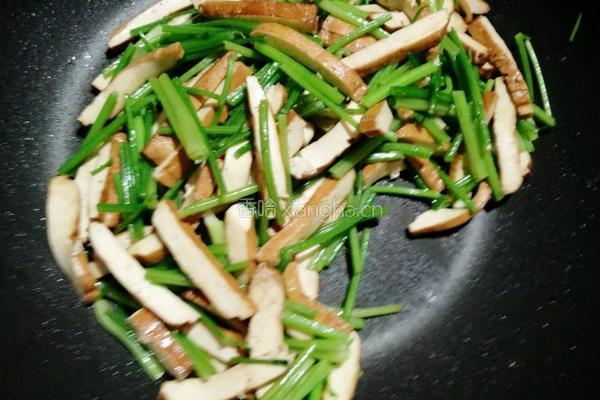 芹菜香干的做法图解7
