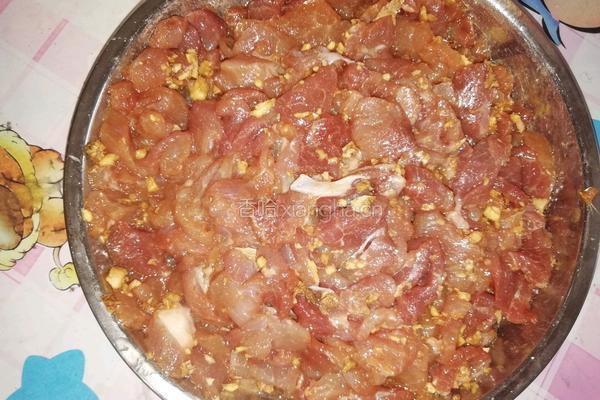 私房新鲜皮蛋瘦肉粥的做法图解5