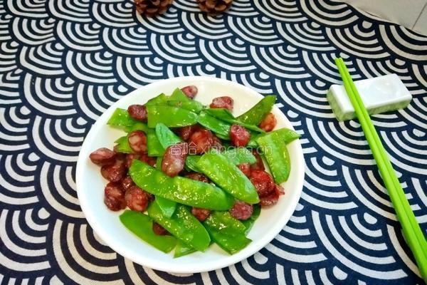 荷兰豆炒腊肠的做法图解7