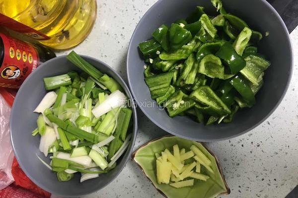 家常炒鸡胗的做法图解4