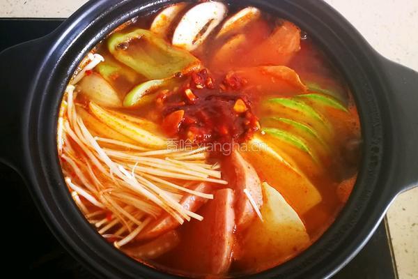 辣白菜饺子锅的做法图解12