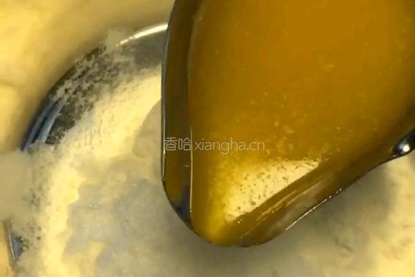 抹茶毛巾卷的做法图解2