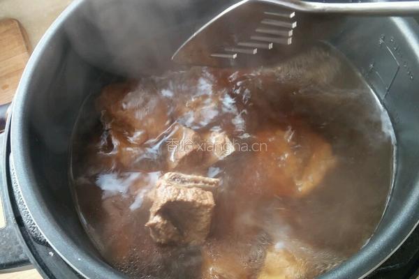清炖排骨汤的做法图解4