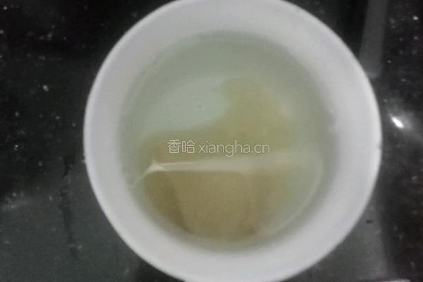 蜂蜜水的做法图解2