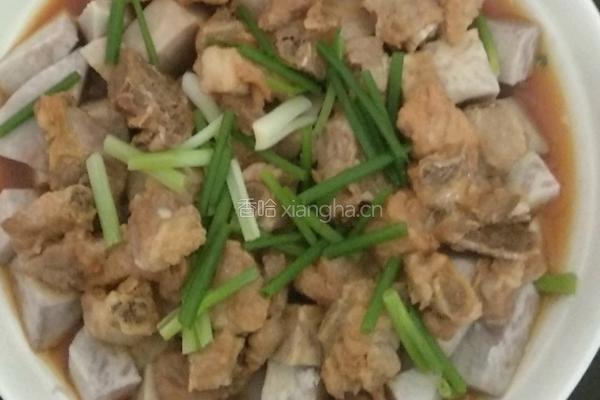 排骨蒸芋头的做法图解4