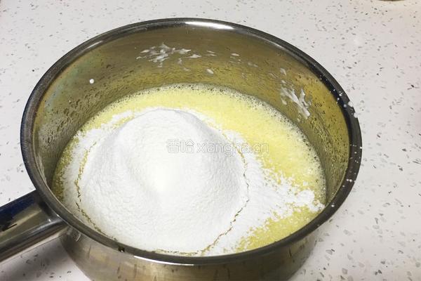 10寸蓝莓戚风蛋糕的做法图解7