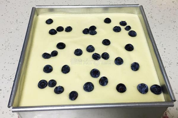 10寸蓝莓戚风蛋糕的做法图解13