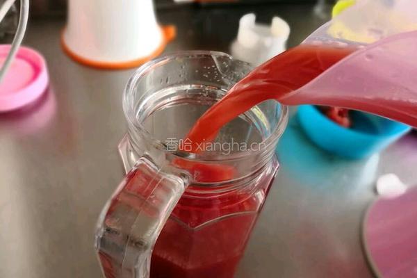 纯天然西瓜汁果冻儿的做法图解3
