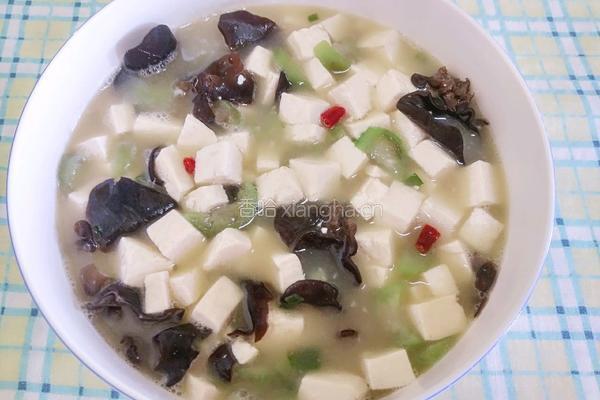 丝瓜豆付木耳汤的做法图解9