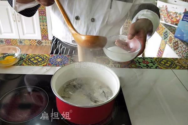 酸辣银鱼羹的做法图解7