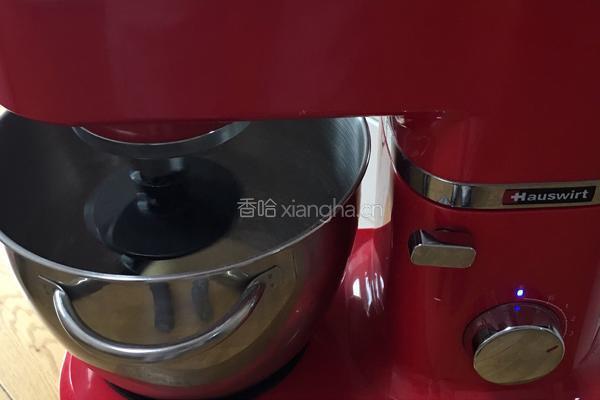 麦香红枣芝麻包的做法图解4