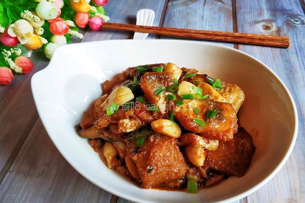 蒜香鳗鱼干的做法图解1