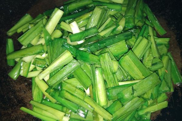 韭菜炒鸡蛋的做法图解5