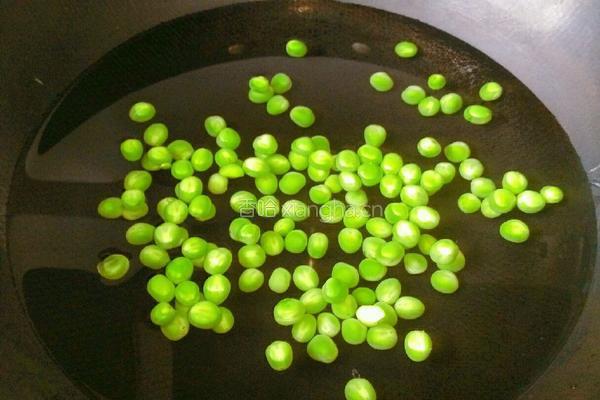 豌豆炒豆干的做法图解6