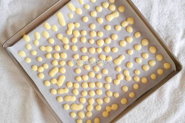 蛋黄溶豆的做法图解7